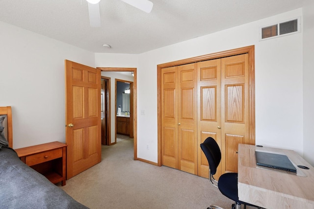 1780 Quail Dr, Shakopee, MN 55379 - office space with light carpet and ceiling fan