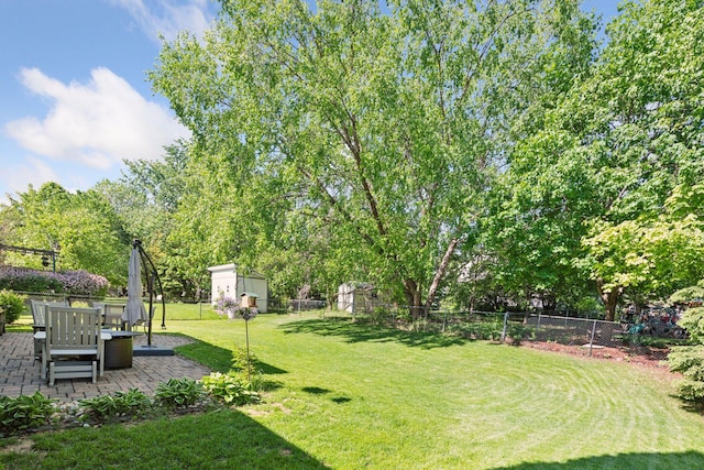 1780 Quail Dr, Shakopee, MN 55379 - view of yard featuring a patio area