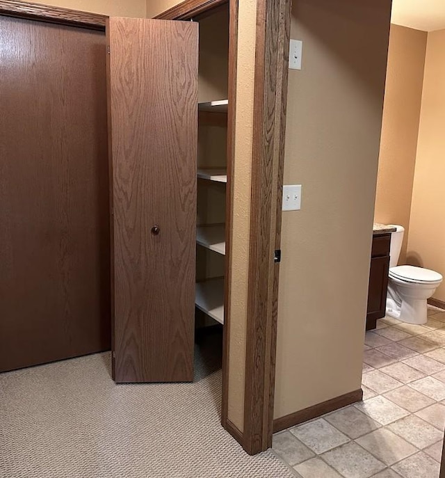 413 River Bluff Dr, Windom, MN 56101 - view of closet