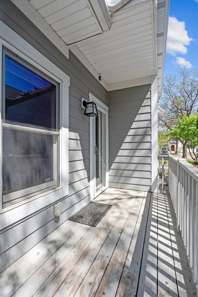 5220 Abbott Ave S, Minneapolis, MN 55410 - view of wooden terrace