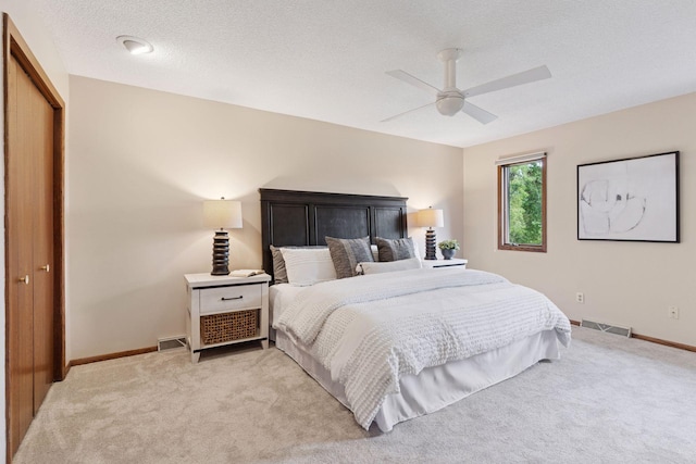 3291 Hillsboro Ave S, Saint Louis Park, MN 55426 - bedroom with light carpet and a ceiling fan