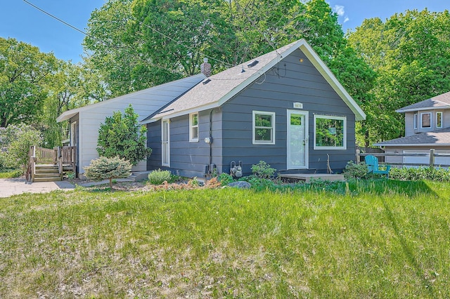 6670 Hopi Rd, Chanhassen, MN 55317 - rear view of property featuring a wooden deck