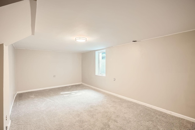 6670 Hopi Rd, Chanhassen, MN 55317 - carpeted empty room featuring baseboards