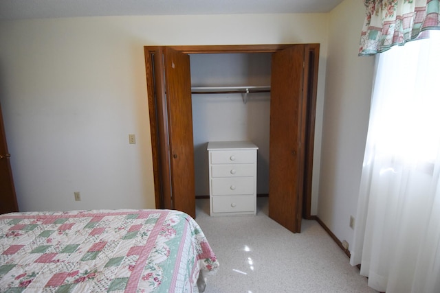 13946 151st St NE, Thief River Falls, MN 56701 - bedroom featuring a closet and light carpet