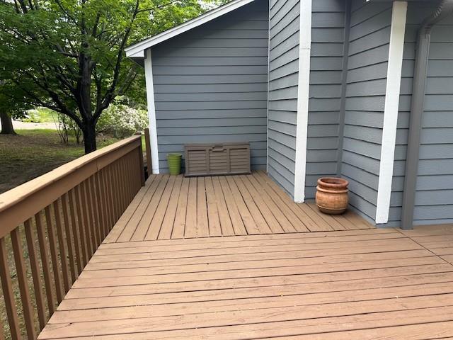 4180 Reading Rd, Eagan, MN 55123 - view of wooden terrace