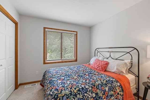 4180 Reading Rd, Eagan, MN 55123 - bedroom featuring carpet and baseboards