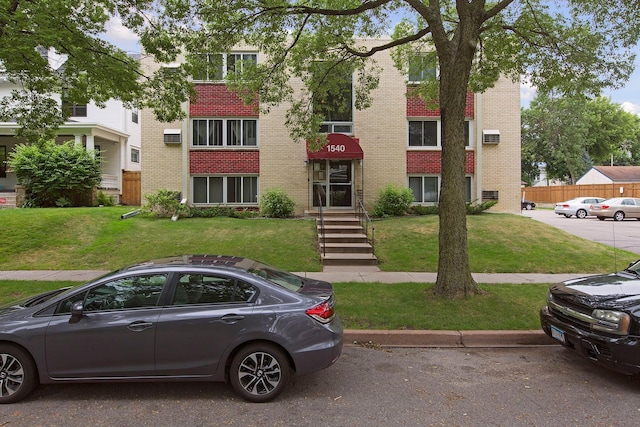 1540 Ashland Ave Unit 3, Saint Paul, MN 55104 - multi unit property with brick siding and a front yard