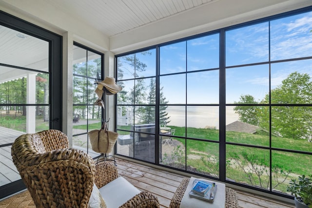 6024 Ojibwa Rd, Brainerd, MN 56401 - sunroom / solarium with a water view