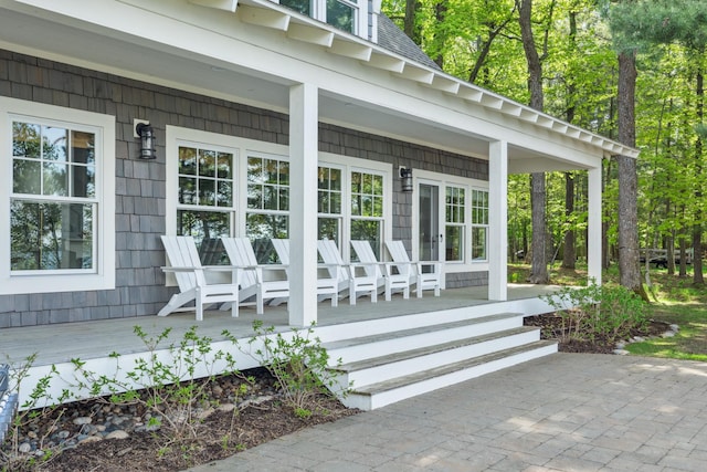 6024 Ojibwa Rd, Brainerd, MN 56401 - view of porch