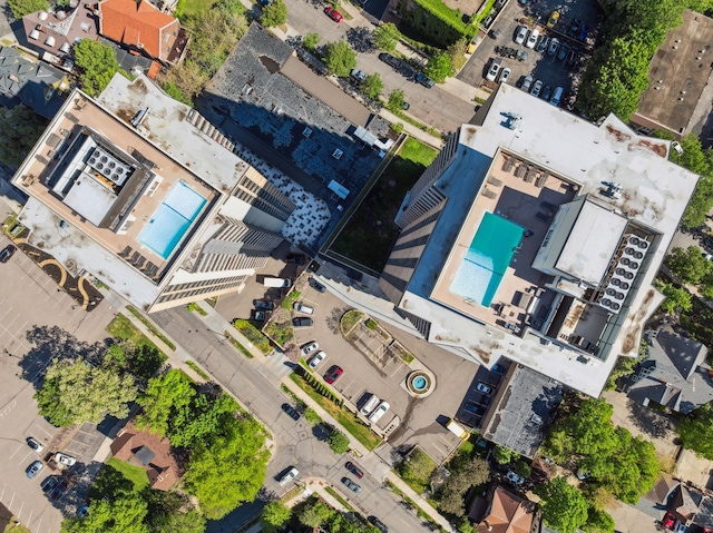 400 Groveland Ave Unit 1512, Minneapolis, MN 55403 - aerial view of a pool