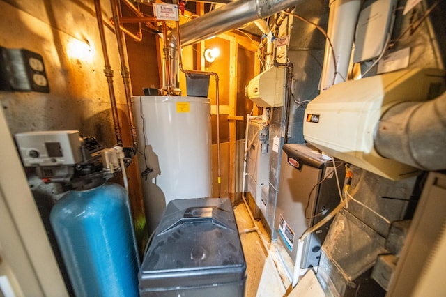 1723 Teton Ln NE, Rochester, MN 55906 - utilities featuring gas water heater