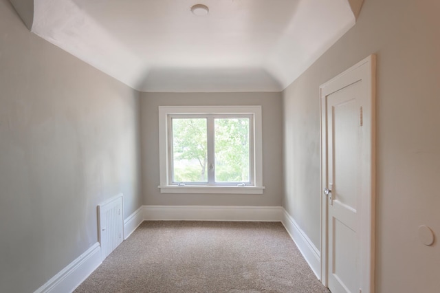 188 Wyoming St E, Saint Paul, MN 55107 - unfurnished room with carpet flooring and baseboards