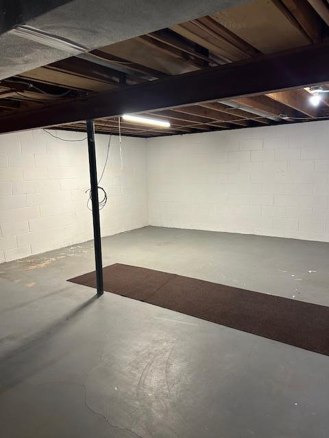 view of unfinished basement