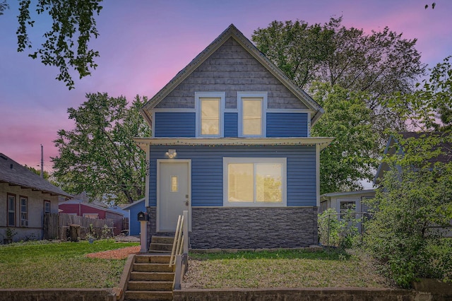 646 Van Buren Ave, Saint Paul, MN 55104 - view of front of property with stone siding