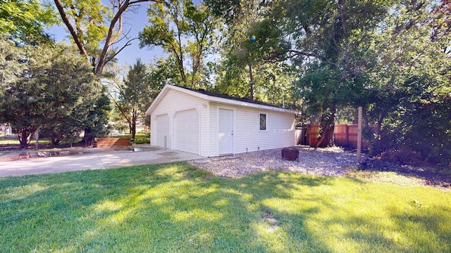 711 3rd St SE, Willmar, MN 56201 - view of detached garage