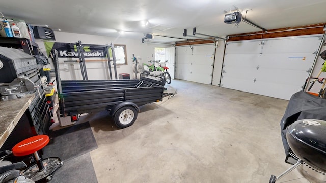 711 3rd St SE, Willmar, MN 56201 - garage with a garage door opener