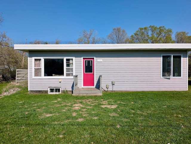 view of front of house with a front yard