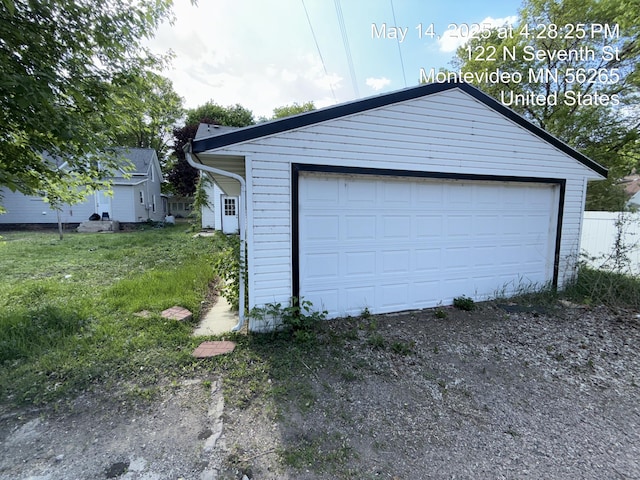 122 7th St, Montevideo, MN 56265 - view of detached garage