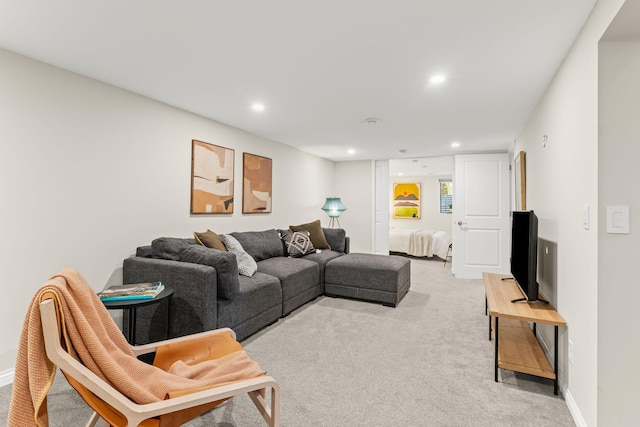 343 41st St, Minneapolis, MN 55409 - living area featuring recessed lighting and light carpet