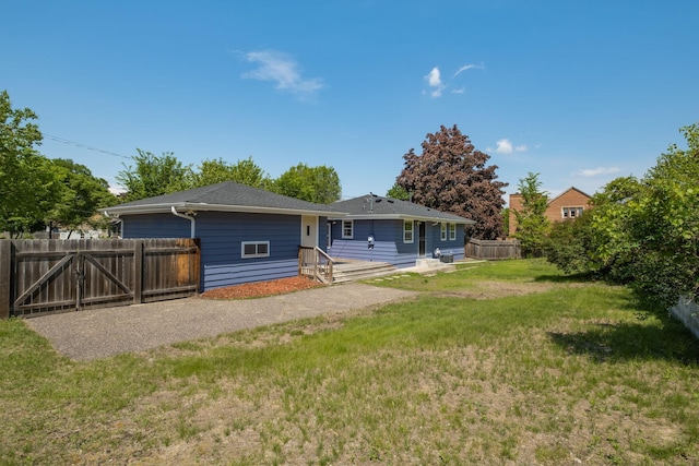 343 41st St, Minneapolis, MN 55409 - view of rear view of property
