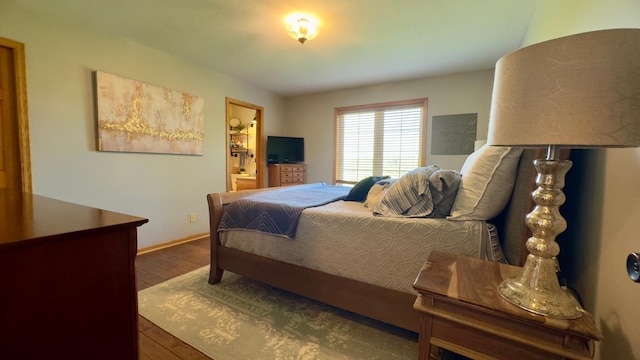 33401 Lakes Trl, Chisago Lake Twp, MN 55045 - bedroom with wood finished floors and baseboards