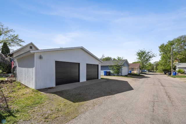 view of detached garage