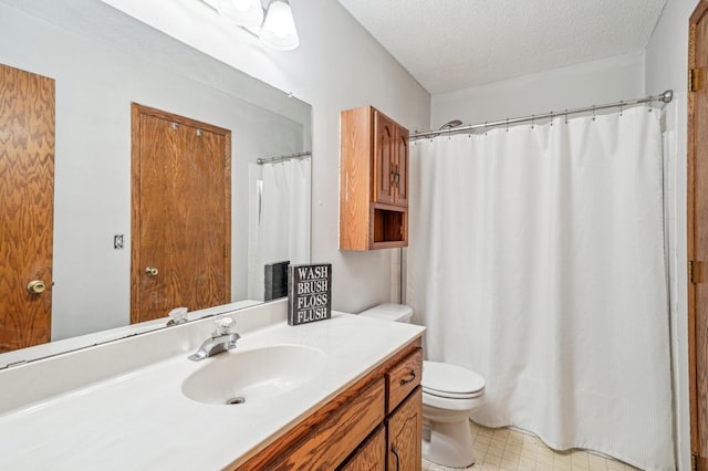 2191 Grimm Rd, Chaska, MN 55318 - bathroom featuring toilet, a textured ceiling, vanity, a shower with shower curtain, and tile patterned floors