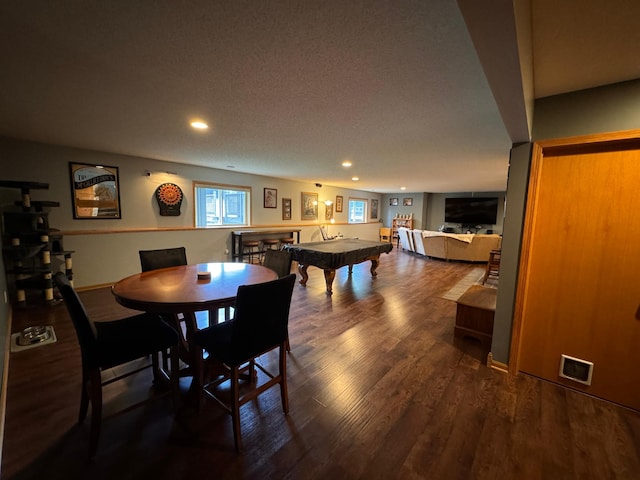 6158 Forest Boulevard Trl, Wyoming, MN 55092 - dining area featuring wood finished floors, recessed lighting, billiards, a wood stove, and a textured ceiling
