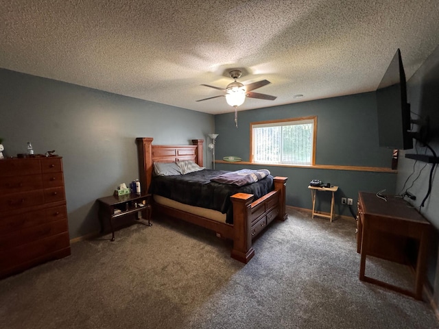 6158 Forest Boulevard Trl, Wyoming, MN 55092 - carpeted bedroom featuring a ceiling fan and a textured ceiling