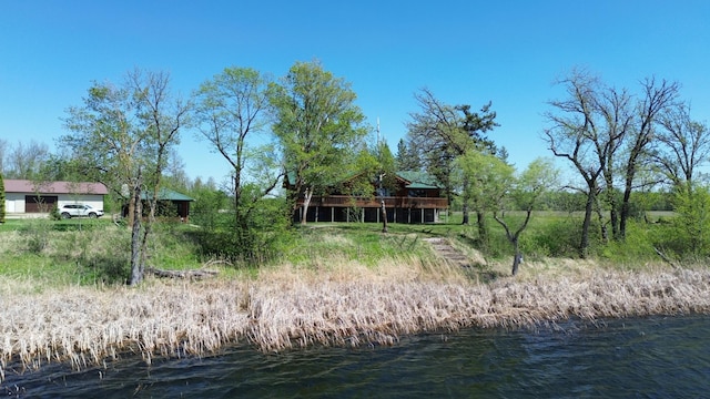 35918 410th Ave SE, Queen Twp, MN 56542 - view of yard featuring a water view