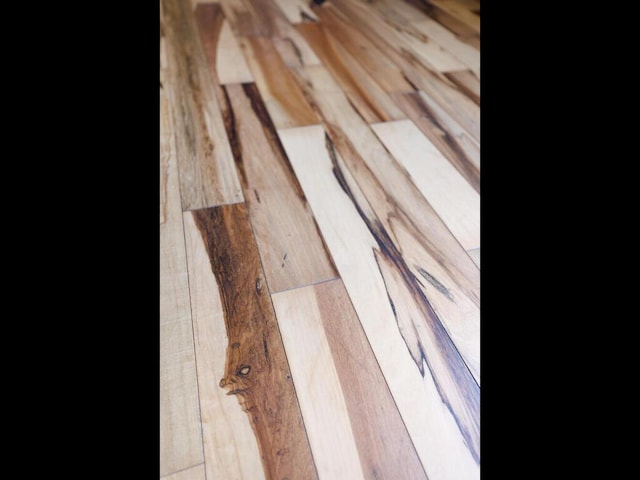 9386 Jennifer Ct, Chisago Lake Twp, MN 55013 - detailed view of wood finished floors