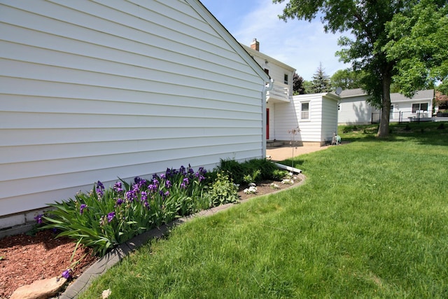 2559 Westview Ter, Hopkins, MN 55305 - view of grassy yard