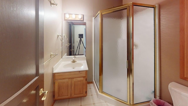 2559 Westview Ter, Hopkins, MN 55305 - full bathroom with vanity, a stall shower, and tile patterned flooring