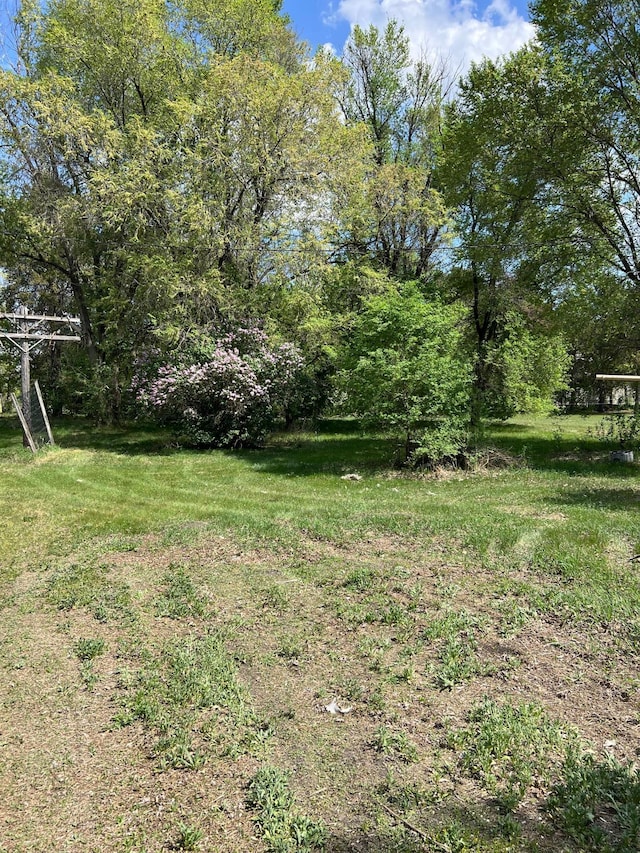18394 Riverwood Dr, Little Falls, MN 56345