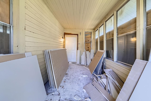 2217 Fremont Ave N, Minneapolis, MN 55411 - view of sunroom / solarium