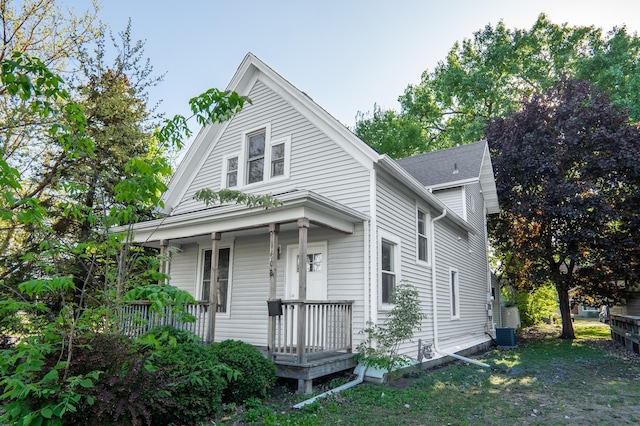 1602 Johnson St NE, Minneapolis, MN 55413 - view of front facade with covered porch