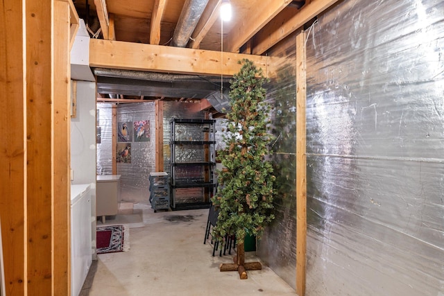 9755 Egret Blvd NW, Coon Rapids, MN 55433 - unfinished basement with washer / clothes dryer