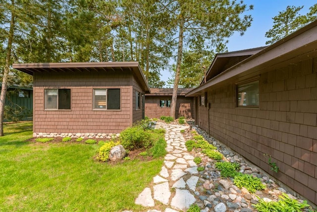 22855 Lake Hubert Dr, Lake Edward Twp, MN 56401 - view of side of home with a lawn