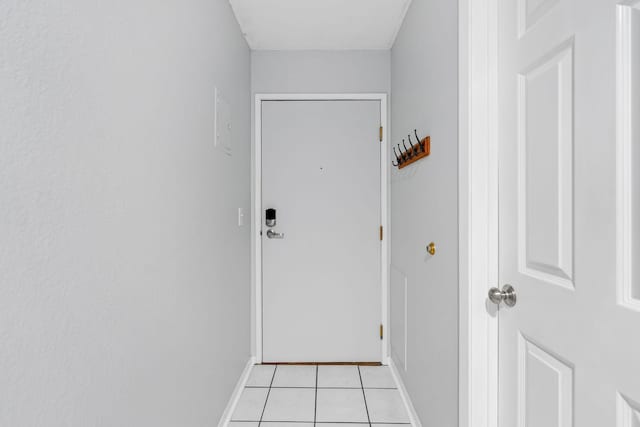 3425 Golfview Dr Unit 308, Eagan, MN 55123 - doorway featuring light tile patterned floors and baseboards