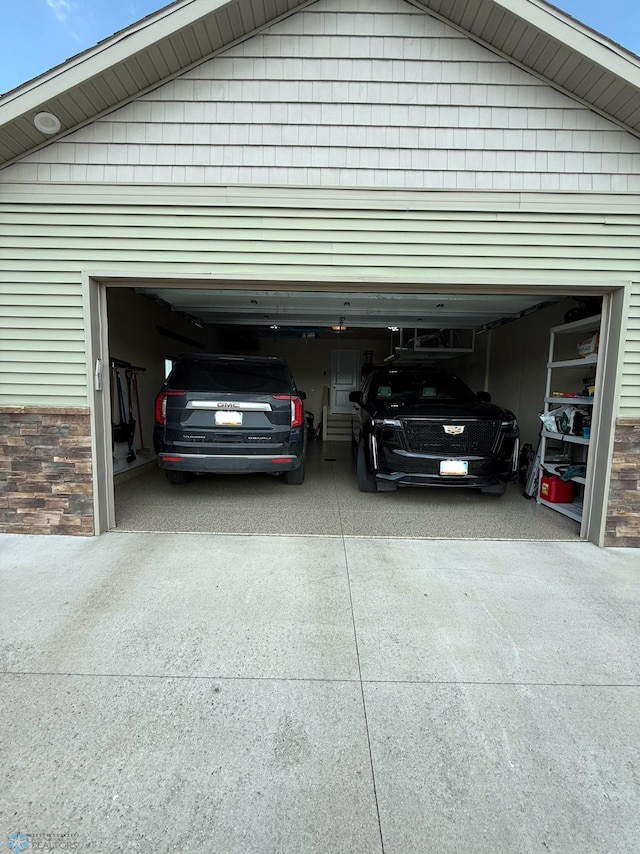 5409 47th Ave S, Fargo, ND 58104 - garage with driveway