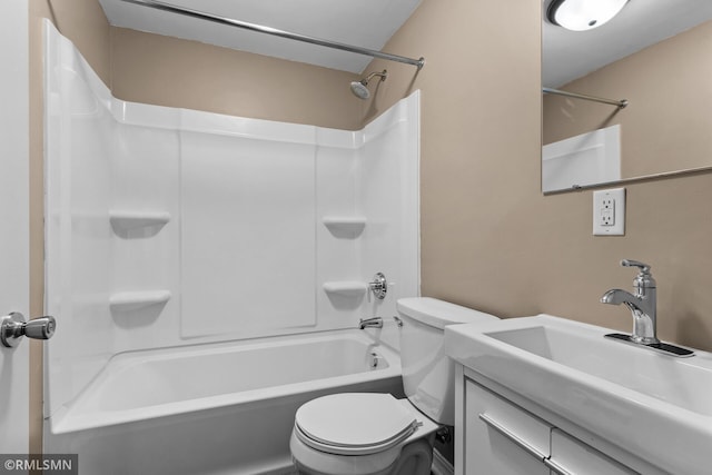485 Belvidere St E, Saint Paul, MN 55107 - bathroom with toilet, shower / washtub combination, and vanity