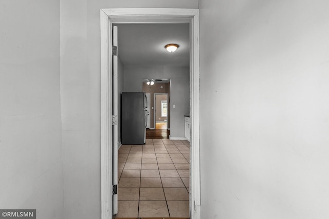 485 Belvidere St E, Saint Paul, MN 55107 - corridor featuring tile patterned flooring