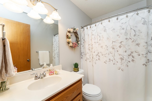 4822 3rd St NW, Rochester, MN 55901 - bathroom with vanity, toilet, and a shower with curtain