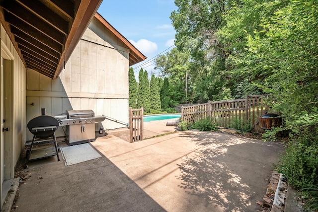 1653 Briardale Rd NE, Fridley, MN 55432 - view of patio with area for grilling