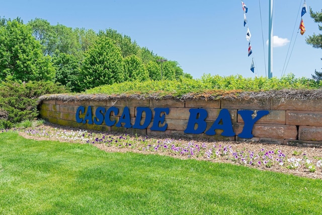 1438 Kings Wood Rd, Eagan, MN 55122 - community sign with a yard