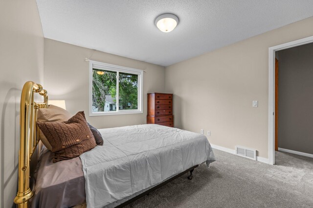 824 96th Ln NE, Blaine, MN 55434 - bedroom featuring carpet floors and baseboards