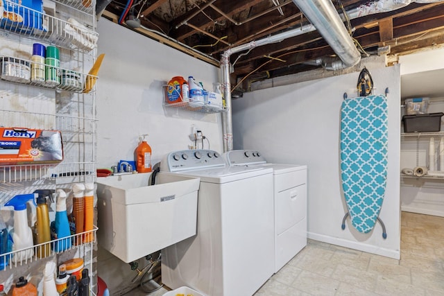 3313 Yosemite Ave S, Saint Louis Park, MN 55416 - laundry room with washer and clothes dryer