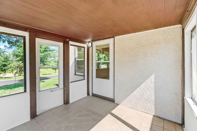2216 57th St, Minneapolis, MN 55419 - unfurnished sunroom with healthy amount of natural light