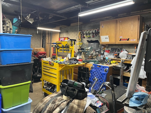 1141 Mahogany St, Mora, MN 55051 - garage with a workshop area