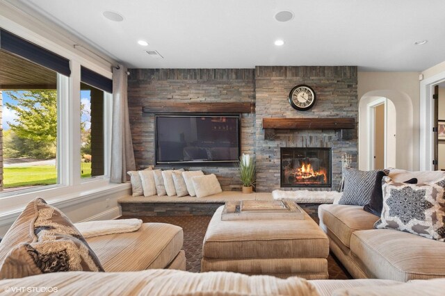 23380 127th St, Glenwood, MN 56334 - living area featuring a fireplace and recessed lighting